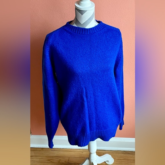 Retro Fox Collection Sweater - Picture 1 of 4